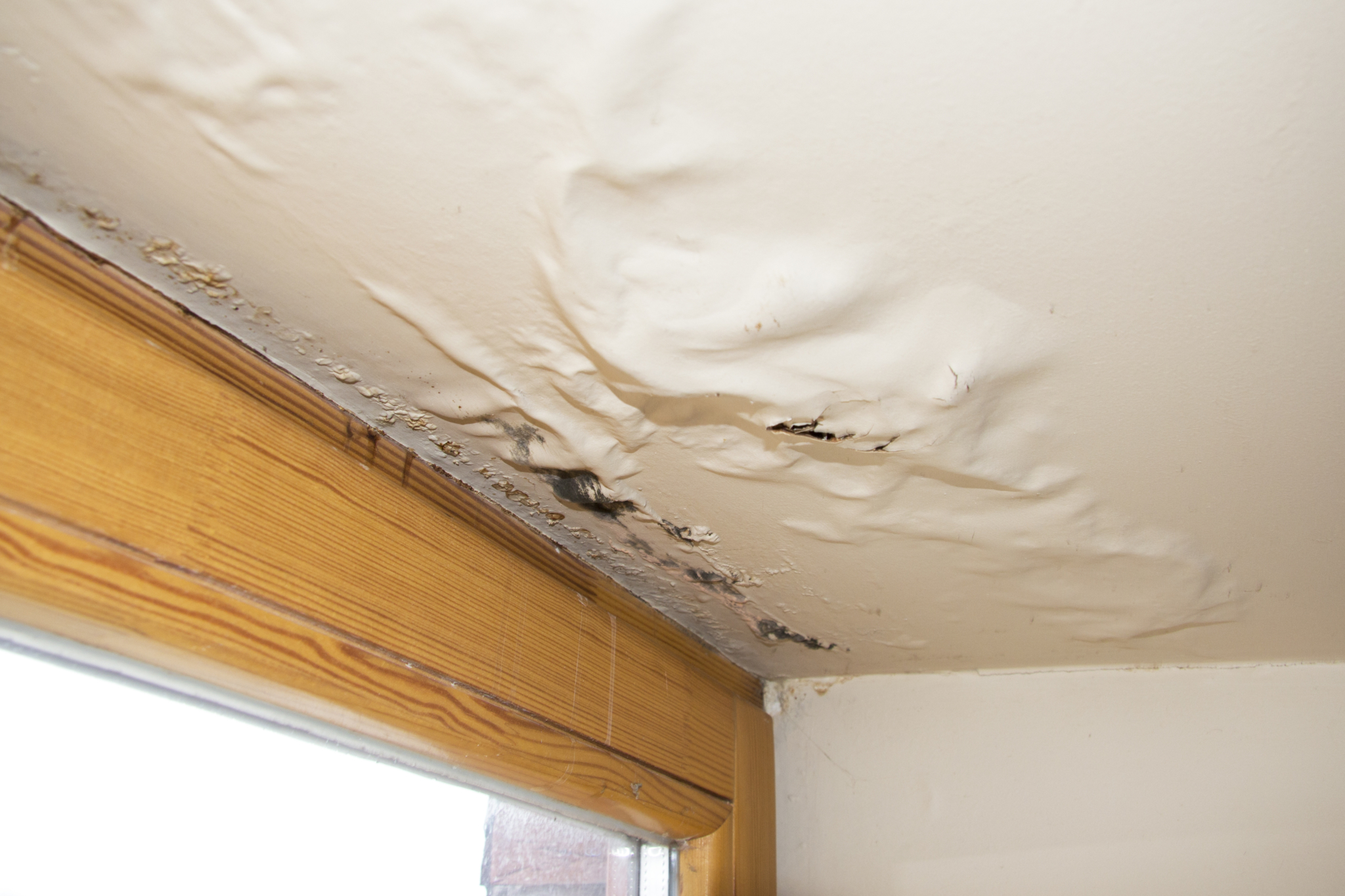 Yellow Water Mark On Ceiling